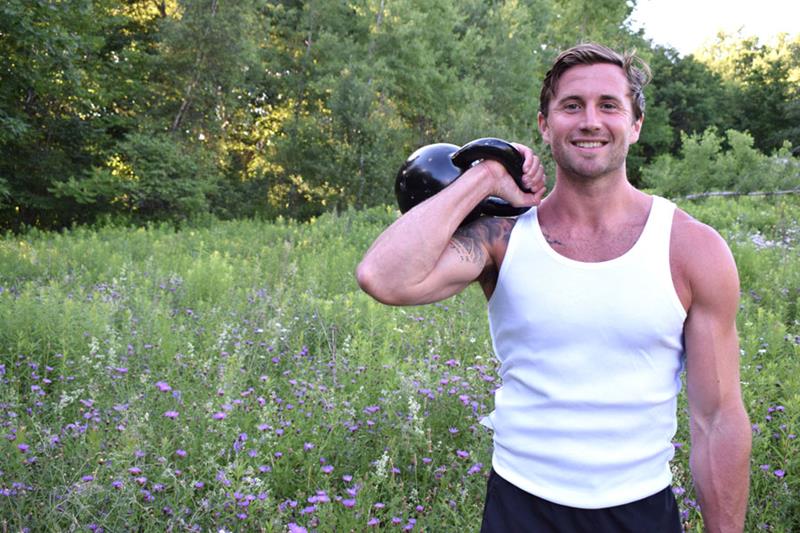 Christian van Loenen with kettlebell