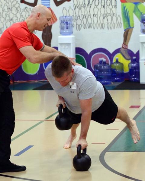 Luke Tipple Plank Rows with Phil Ross at the RKC-II Certification Workshop