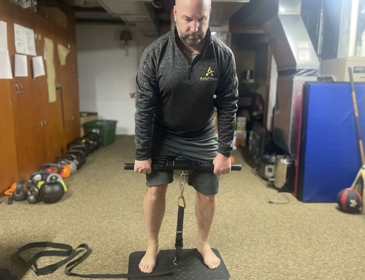 Marty Sweeney Isochain Deadlift