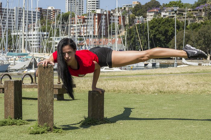 Noemi Nagy Elbow Lever