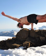 Wim Hof Snow Elbow Lever